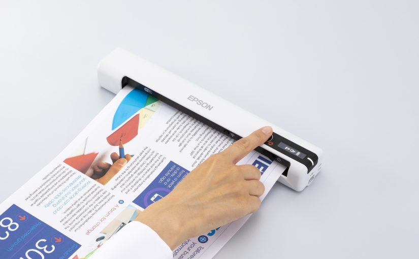 Scanați oriunde, prin intermediul celei mai mici și mai ușoare game de scanere mobile Epson