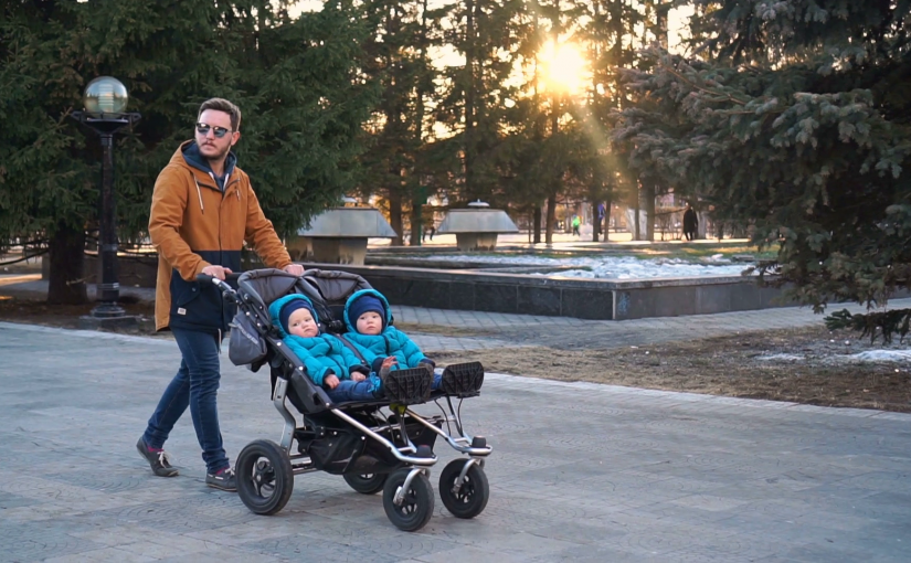 Cum alegem caruciorul potrivit pentru gemeni si tripleti