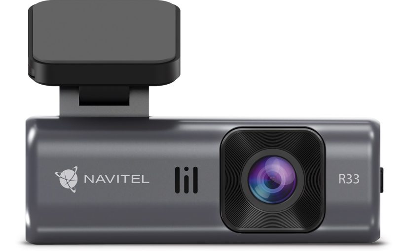 NAVITEL® R33 – Asistentul tău digital pentru drumurile nocturne